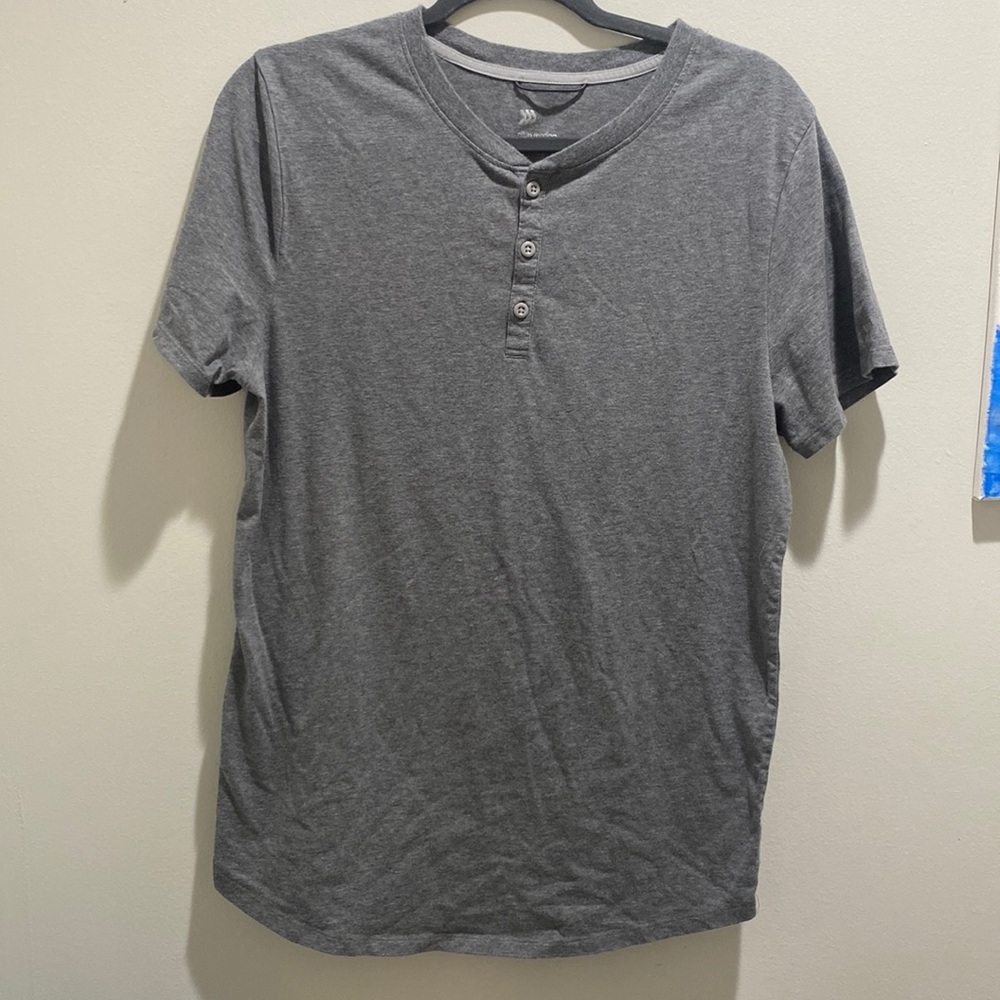 Heather Grey mens medium Henley tee